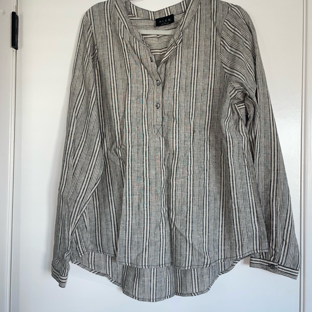 BLEU Size large womens button up.